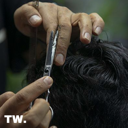 Men’s hair coloring at TWENTY.TWO CUT – vibrant or natural shades with precision