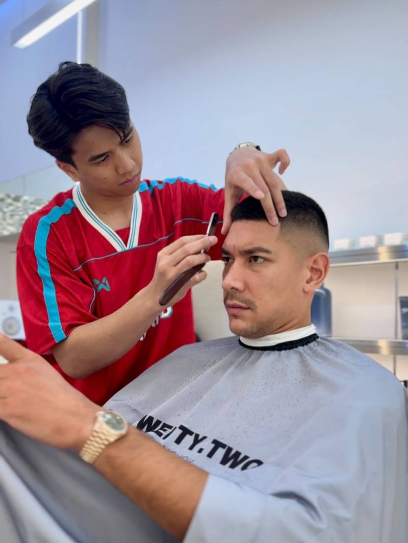 Precision men’s haircut by expert barber at TWENTY.TWO CUT
