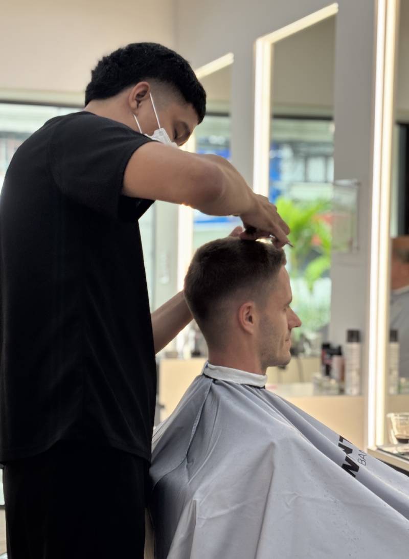 Head Bliss scalp treatment at TWENTY.TWO CUT Bangkok – relaxing head massage for stress relief and hair wellness