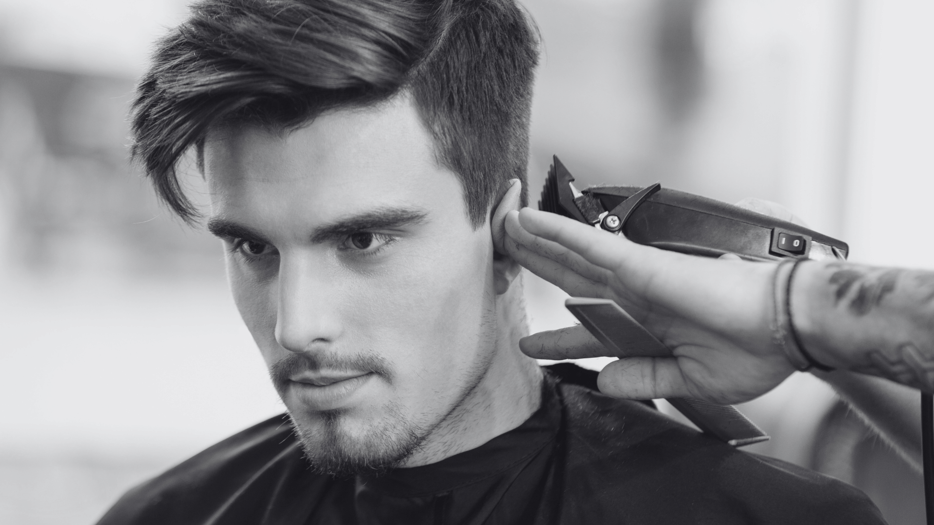 Cutting Edge Confidence: A Deep Dive into Trend-Defining Haircut Techniques for Active Men in Asia
